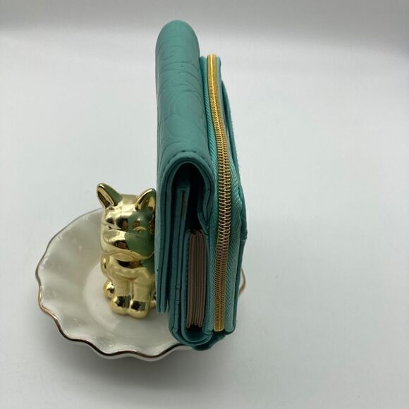 Buxton Aguamarine Genuine Leather French Wallet Like New - Picture 3 of 12